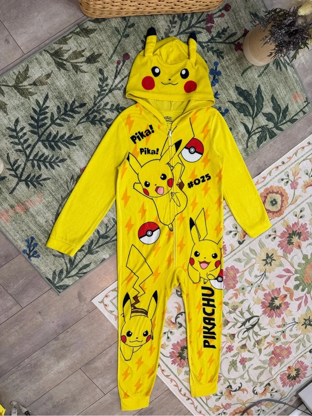 Pokemon boys pikachu